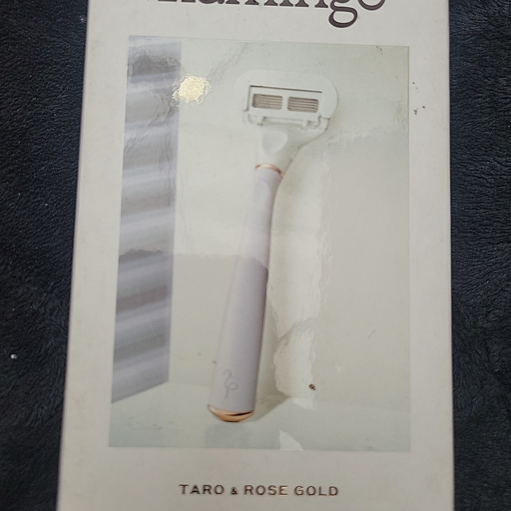 Flamingo Taro and Rose Gold Razor